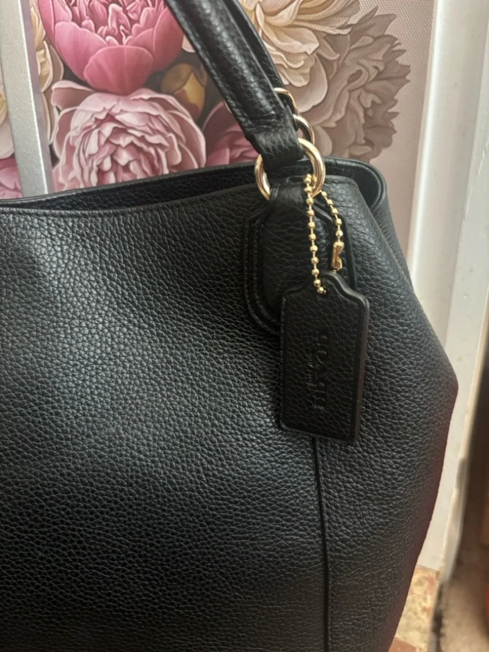 Coach Black Pebbled Leather Hobo Bag with Gold Hardware - Picture 4 of 7